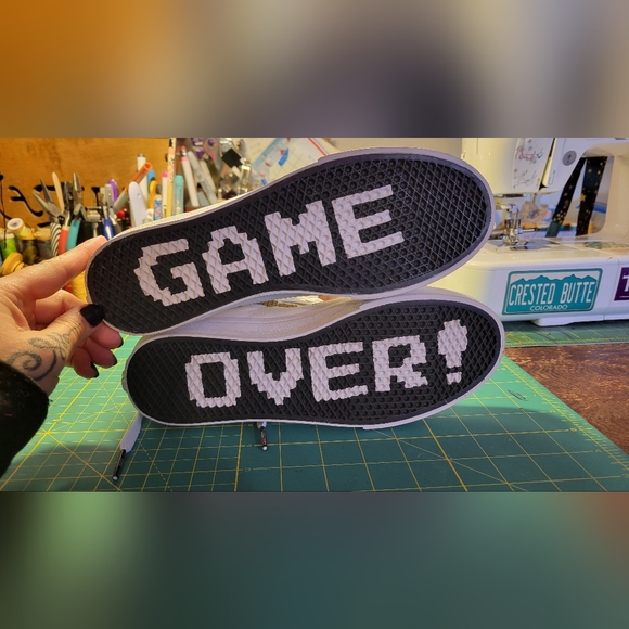 VANS New Womens sk8hi Slim Nintendo Limited Edition - Picture 1 of 10